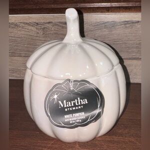 Super Cute 🥰 Ceramic Iridescent White Pumpkin Candle 20oz Accents with Fra…